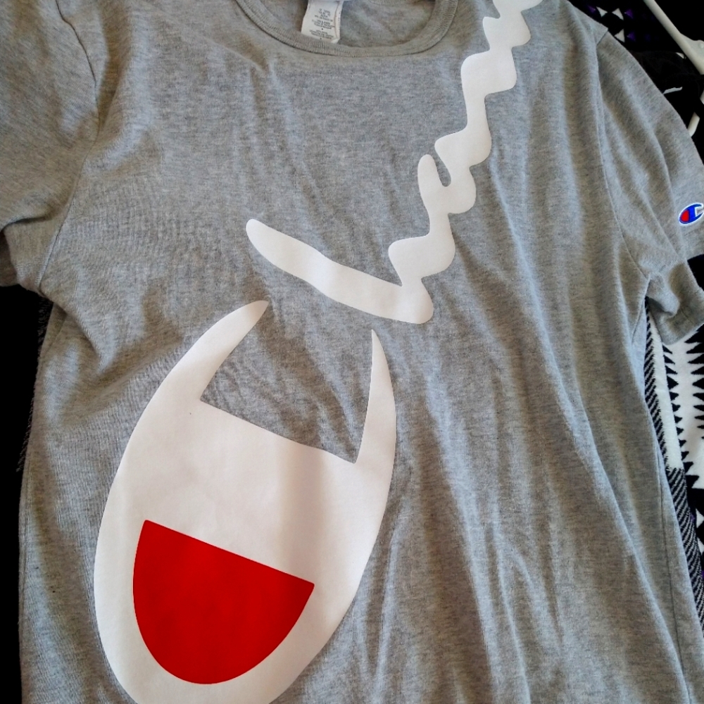 Champion t-shirt